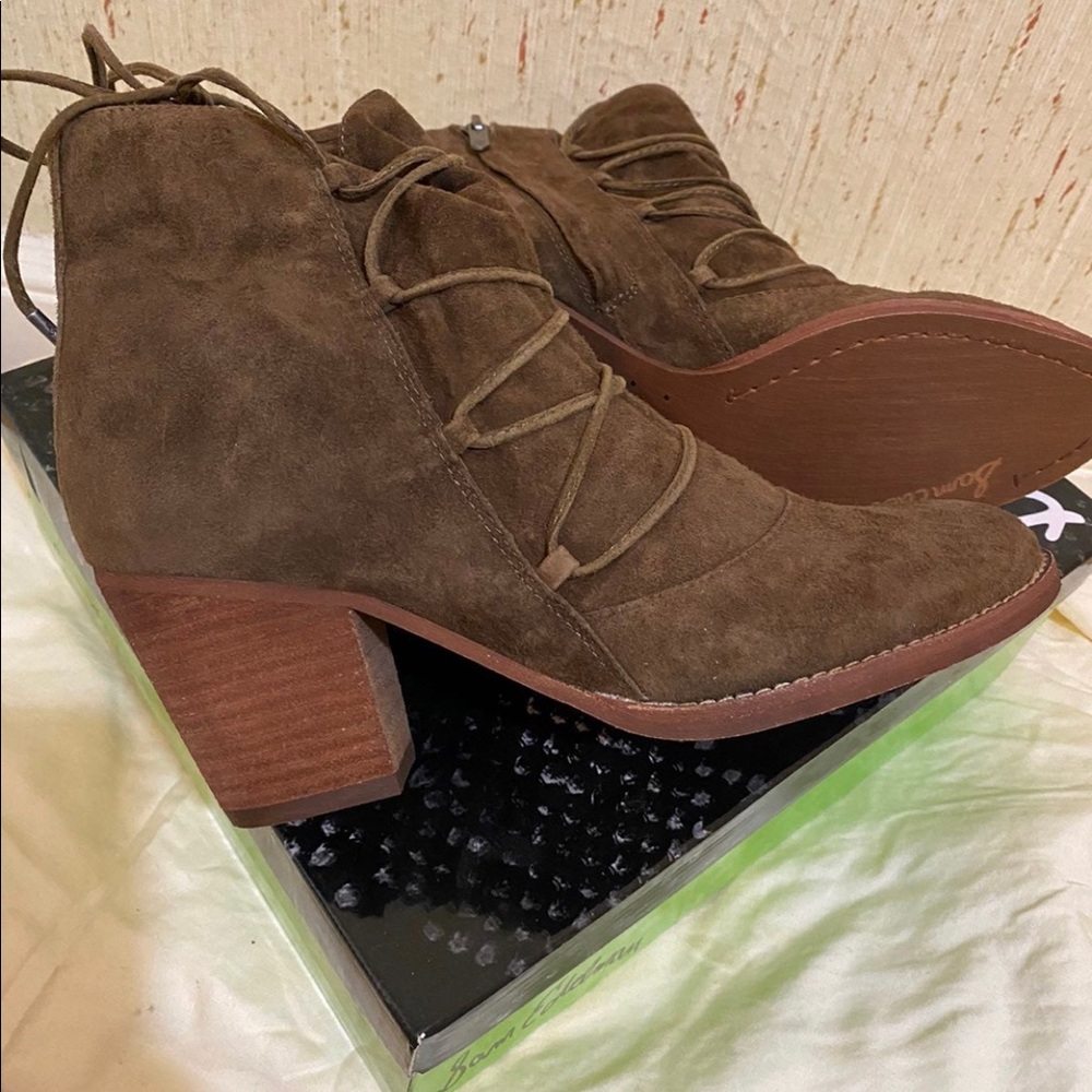 NWB Sam Edelman Mallard suede lace up booties - Picture 6 of 9
